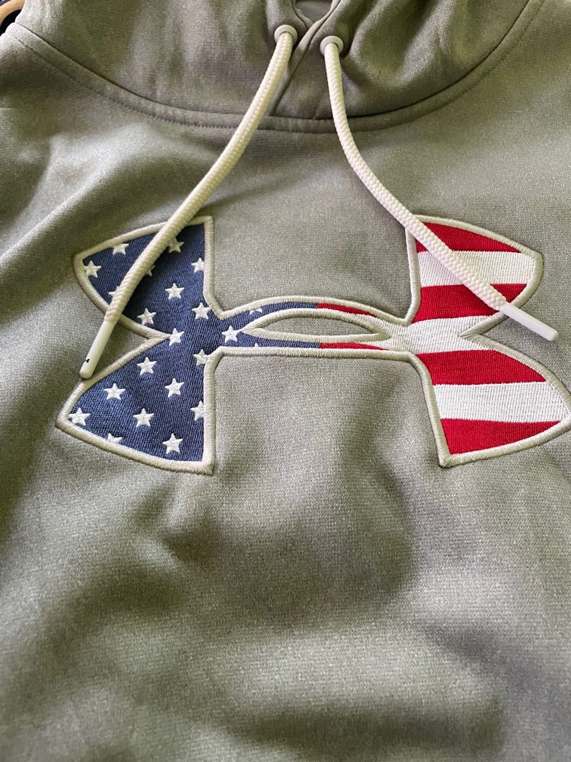 American flag outlet under armour hoodie
