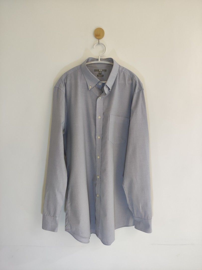 Uniqlo Small Checkered Longsleeves (Category: Formal Shirts) located in Quezon City. Submitted by slram (Listing ID 1235540513, Image 1). Description: Uniqlo Chekered W - 19 L - 30 Sleeves - 25 MOP: Gcash, Landbank Transfer Loc: QC.