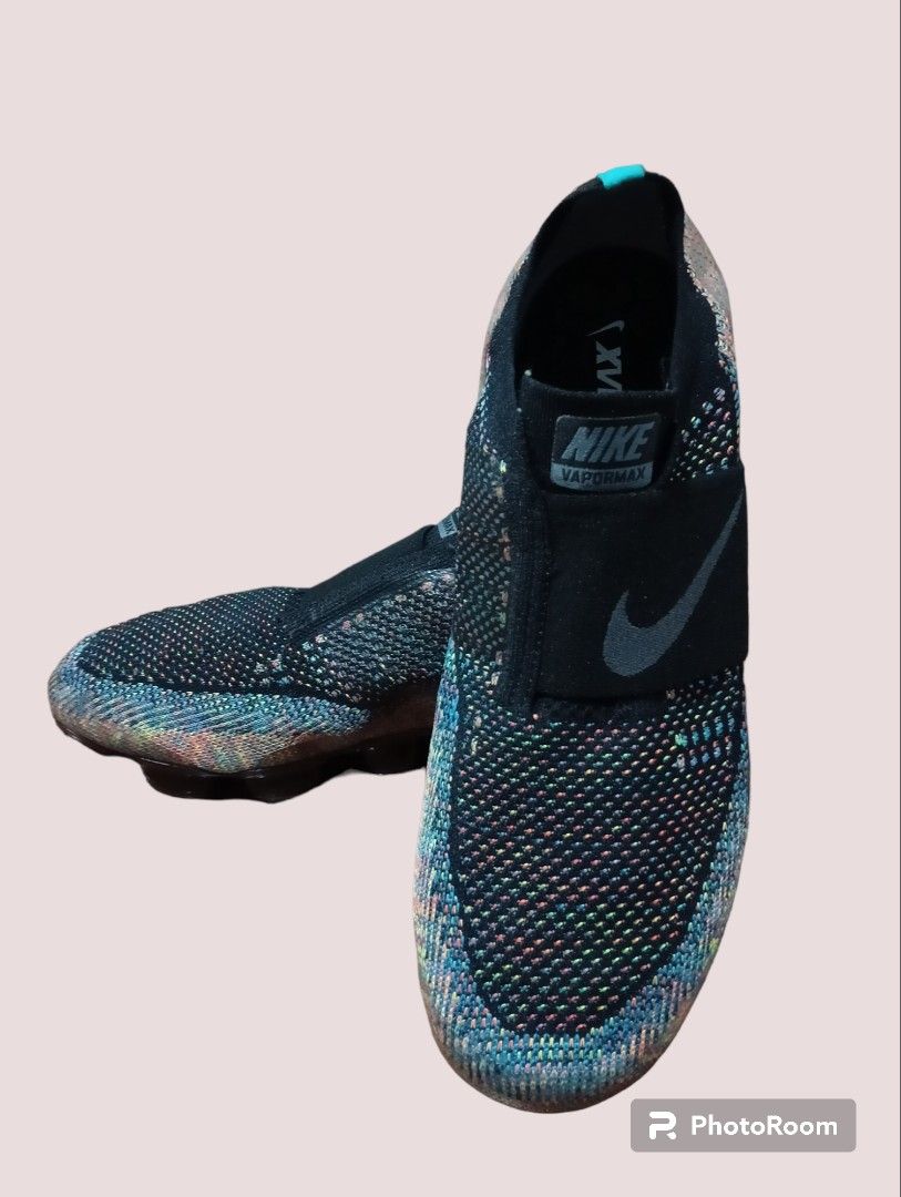 vapormax slip on black