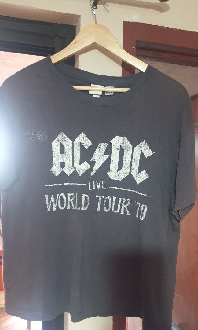 Vintage Ac dc 1979 world tour, Men's Fashion, Tops & Sets, Tshirts ...
