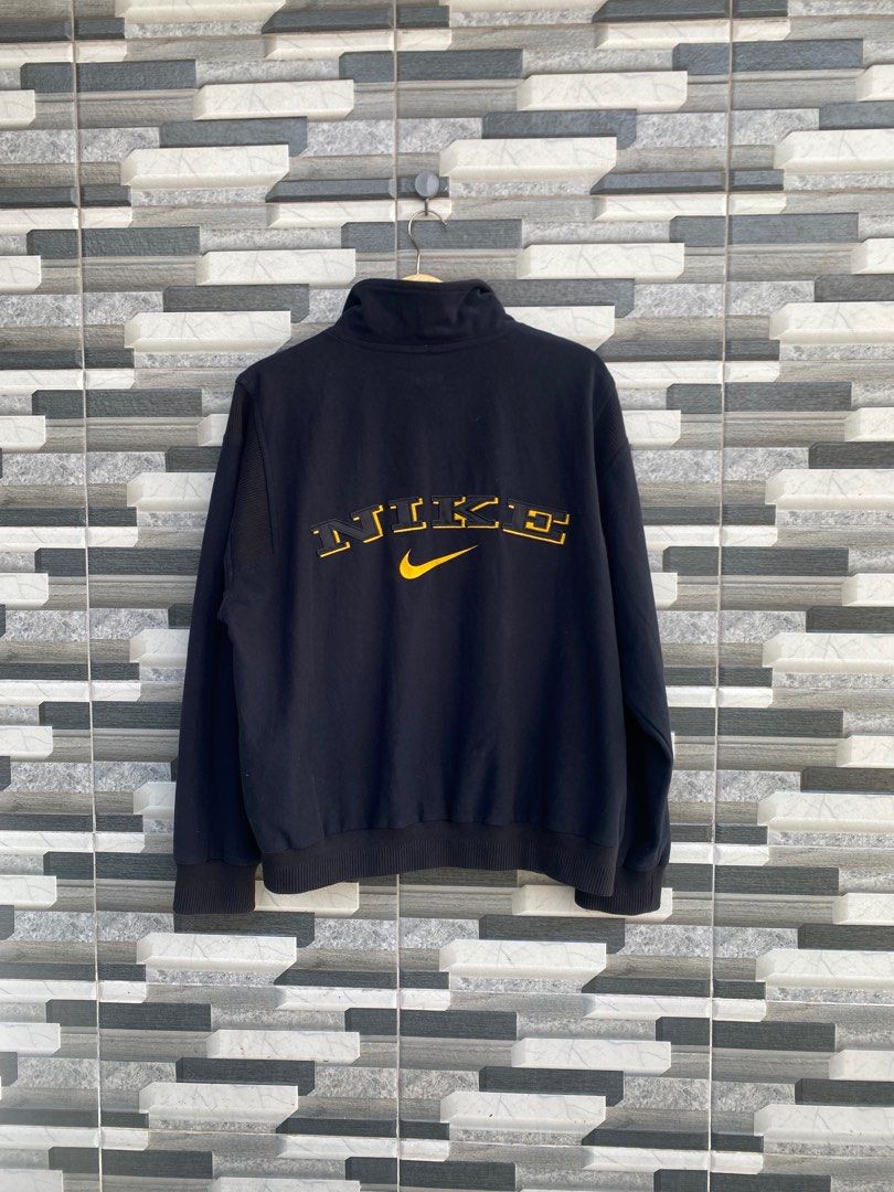 Vintage Tracktop Nike 90s Big Logo Jacket on Carousell