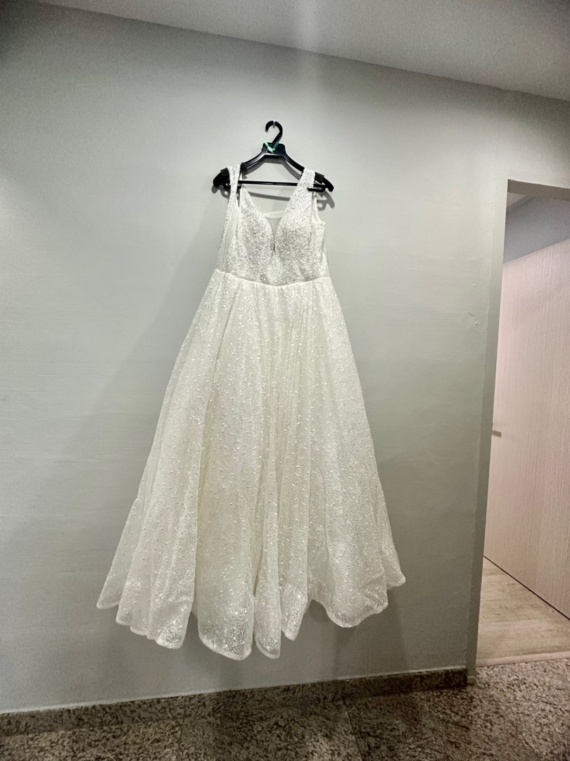 Wedding Gown for sale, Women's Fashion, Dresses & Sets, Evening dresses