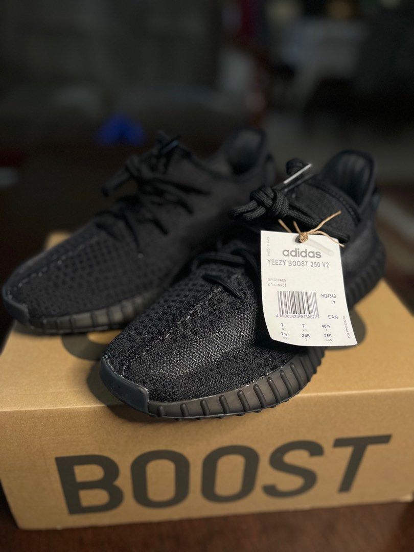 Yeezy Boost 350 V2 Onyx Men s Fashion Footwear Sneakers on