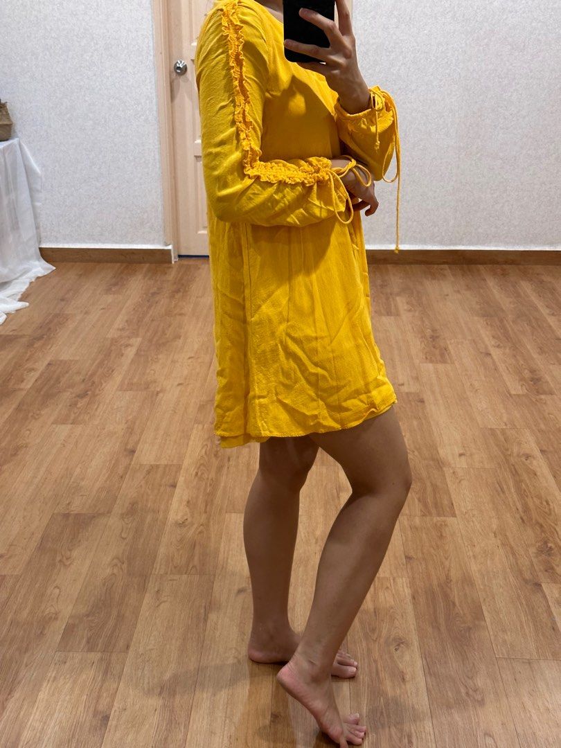 Zara yellow long sleeve best sale dress