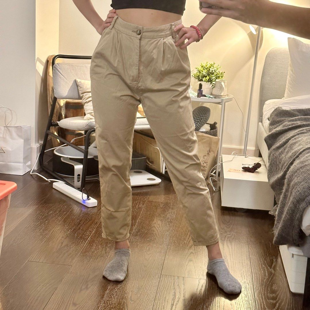 Khaki Cargo Pants with Belt, Women's Fashion, Bottoms, Other Bottoms on  Carousell