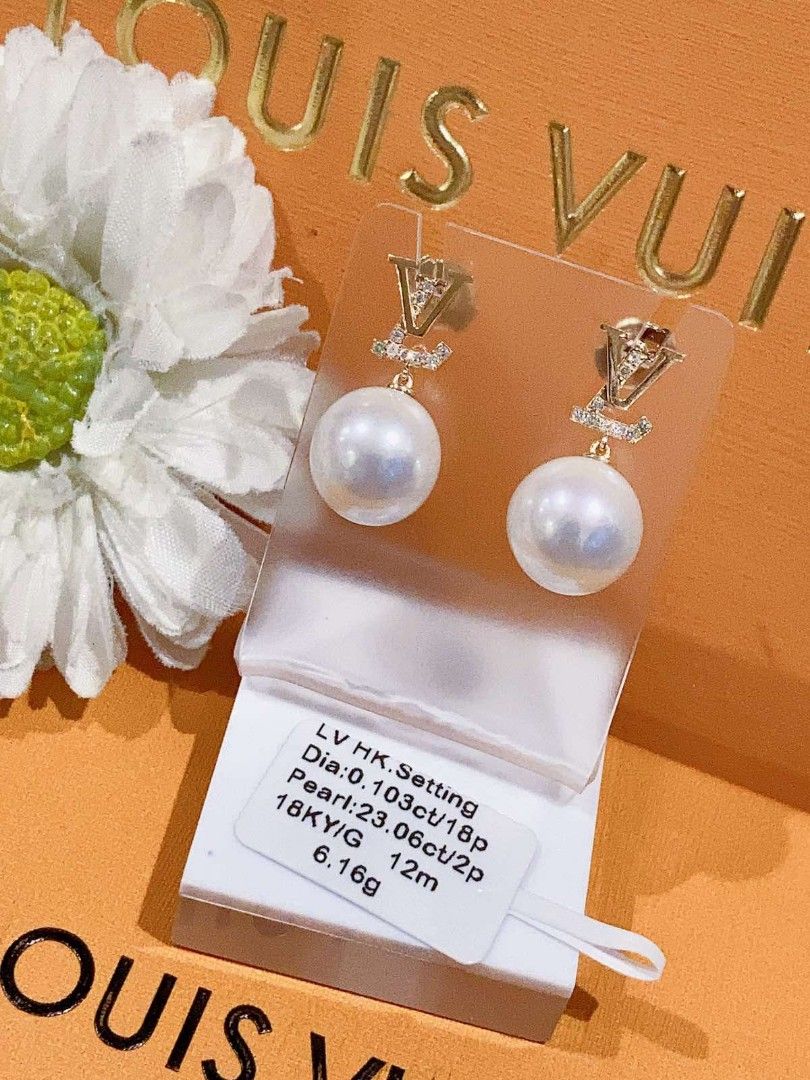 Lv Pearl dia Earrings Hk Setting, Women's Fashion, Jewelry & Organizers,  Earrings on Carousell