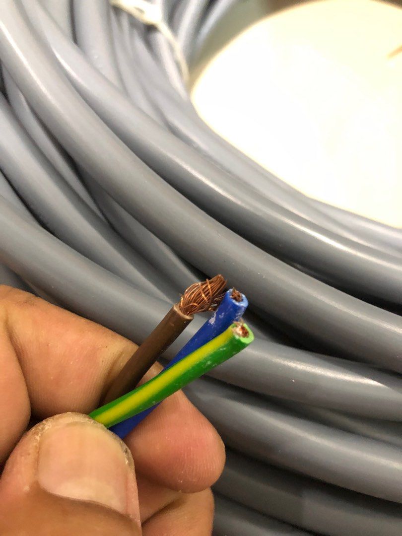 3 Core 2.5 100 Pure Cable (Per Meter), TV & Home Appliances 