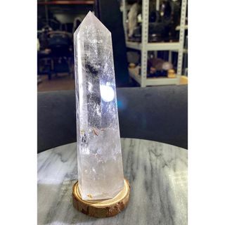 白水晶柱共生膠花 325.7g高寬15.5/4.2cm