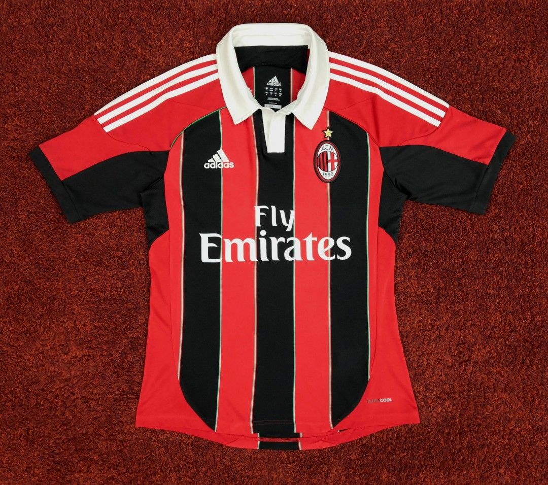 AC MILAN HOME JERSEY 2012-13 VINTAGE, Hobbies & Toys, Collectibles