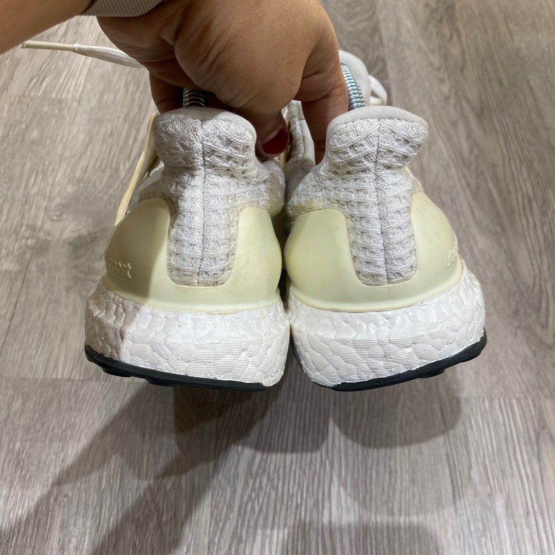 Ultra boost discount 219 triple white