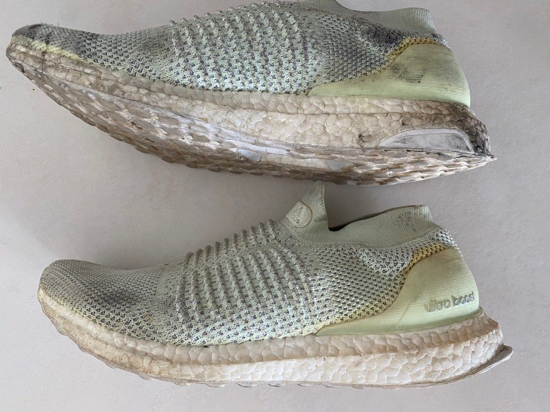 Ultraboost on sale laceless green