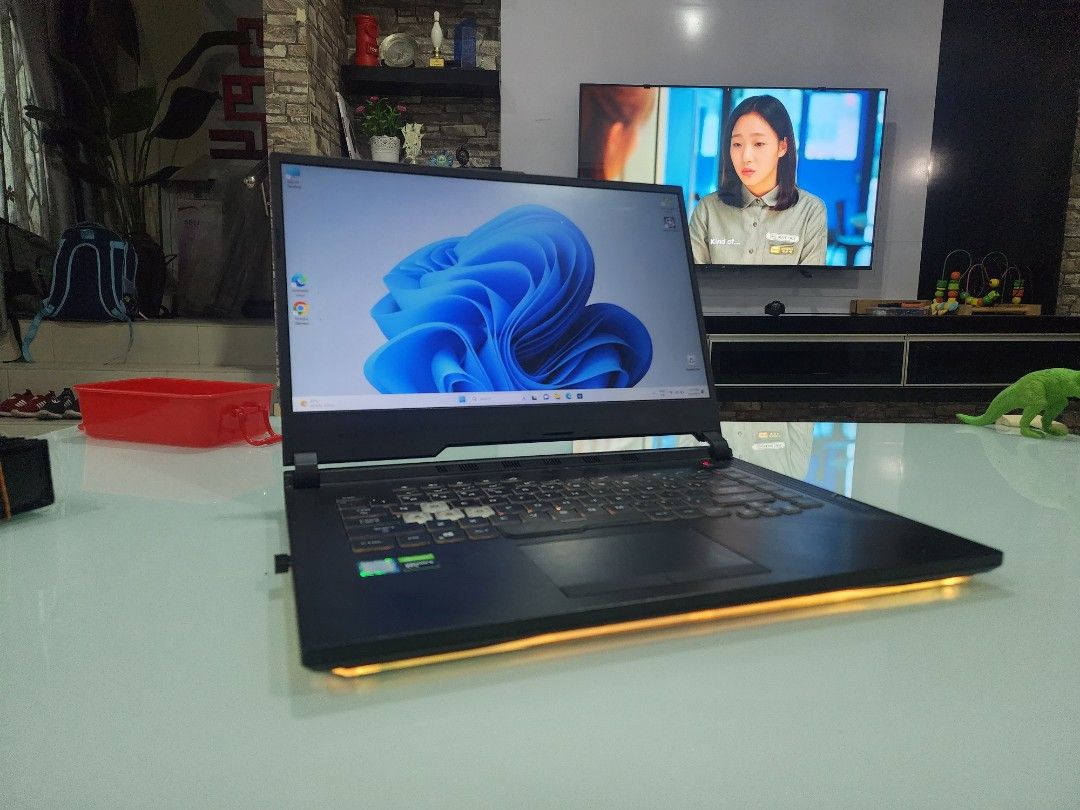 Rog strix 2025 g g531