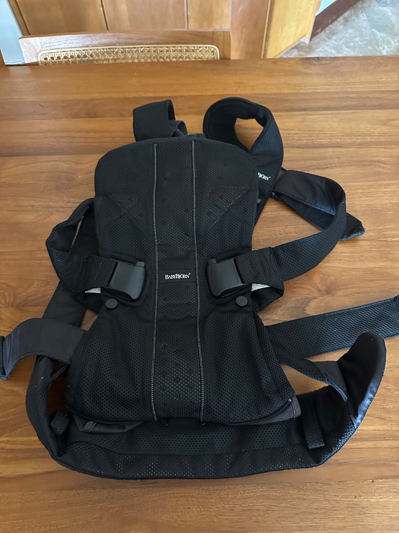 Baby Bjorn Carrier, Babies & Kids, Going Out, Carriers & Slings on