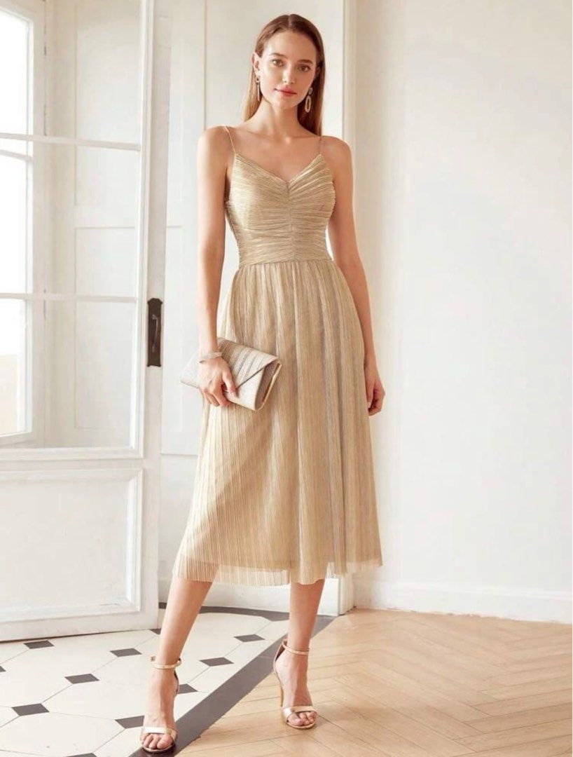 Gold cocktail gown hotsell