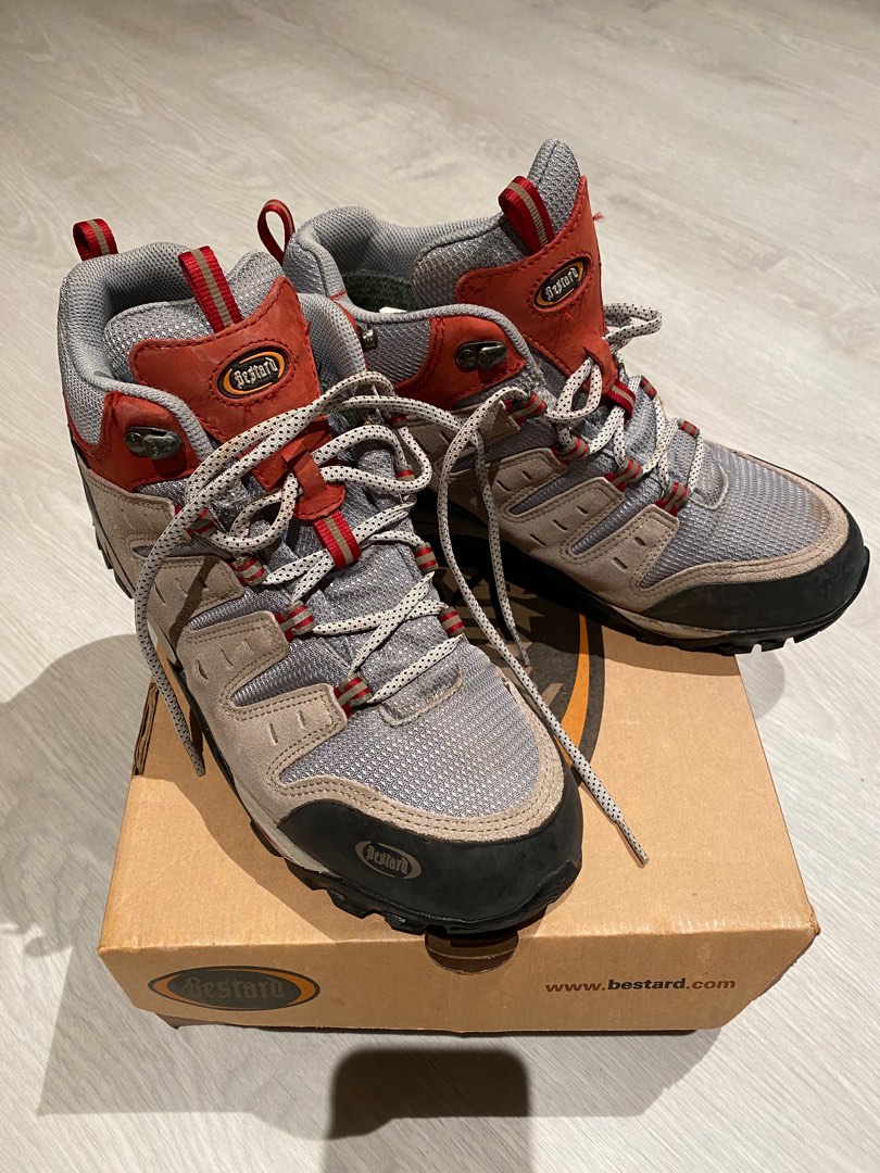 bestard hiking boots