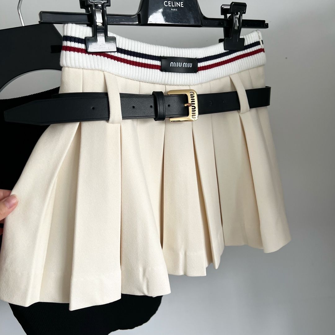 BN Authentic Miumiu 2023ss Contrasting Ribbon Belt Pleated Skirt  