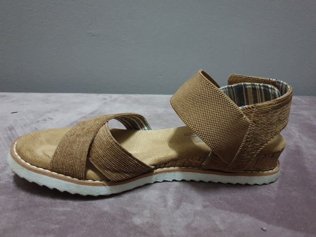Skechers bobs desert kiss hot sale chestnut