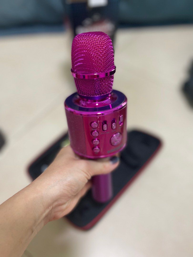 Bonaok hot pink microphone, Audio, Microphones on Carousell