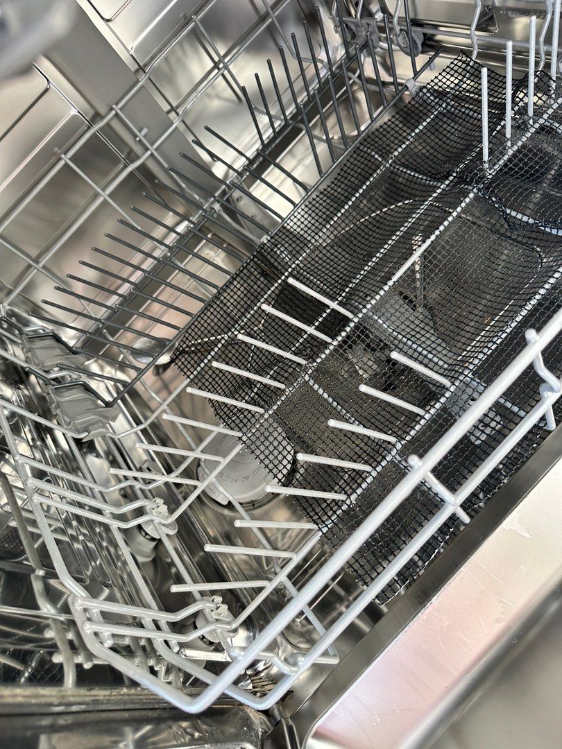 Bosch Silence plus ( Negotiable), TV & Home Appliances, Washing