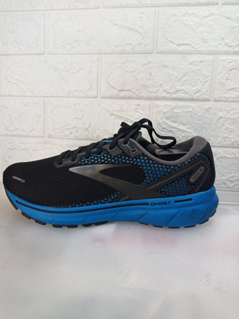 Brooks Ghost 14, Men's Fashion, Activewear on Carousell