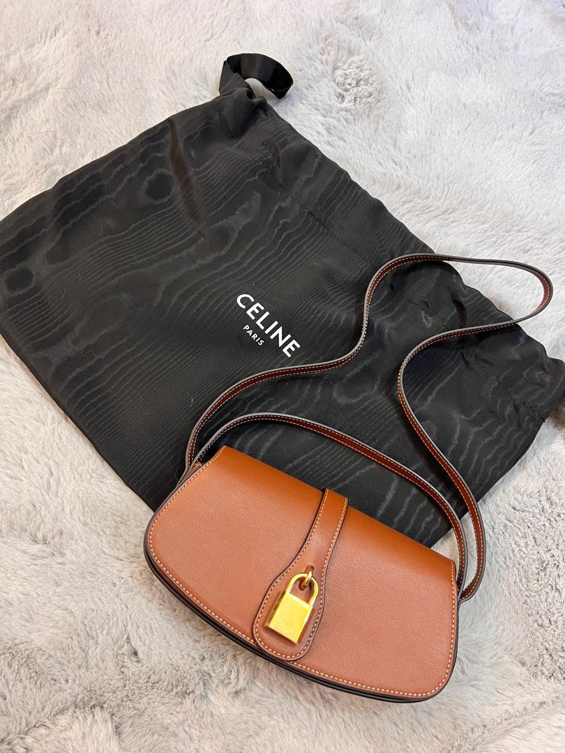 CELINE Clutch on strap in smooth calfskin ( 10I593DQ1.04LU) in 2023