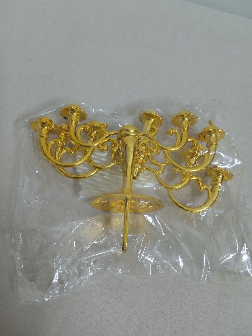 Chandelier Cake Topper, Luxury, Accessories on Carousell