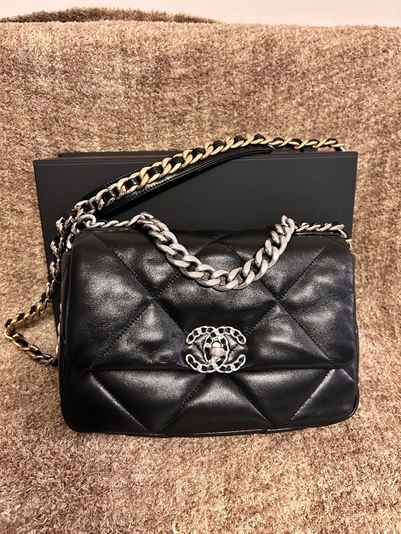 Chanel coco 19 best sale