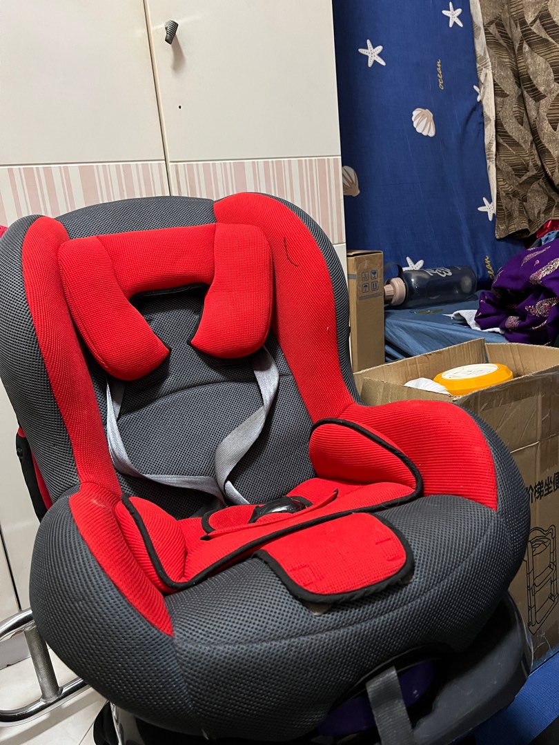 2 for 30 Child seats, Babies & Kids, Going Out, Car Seats on Carousell