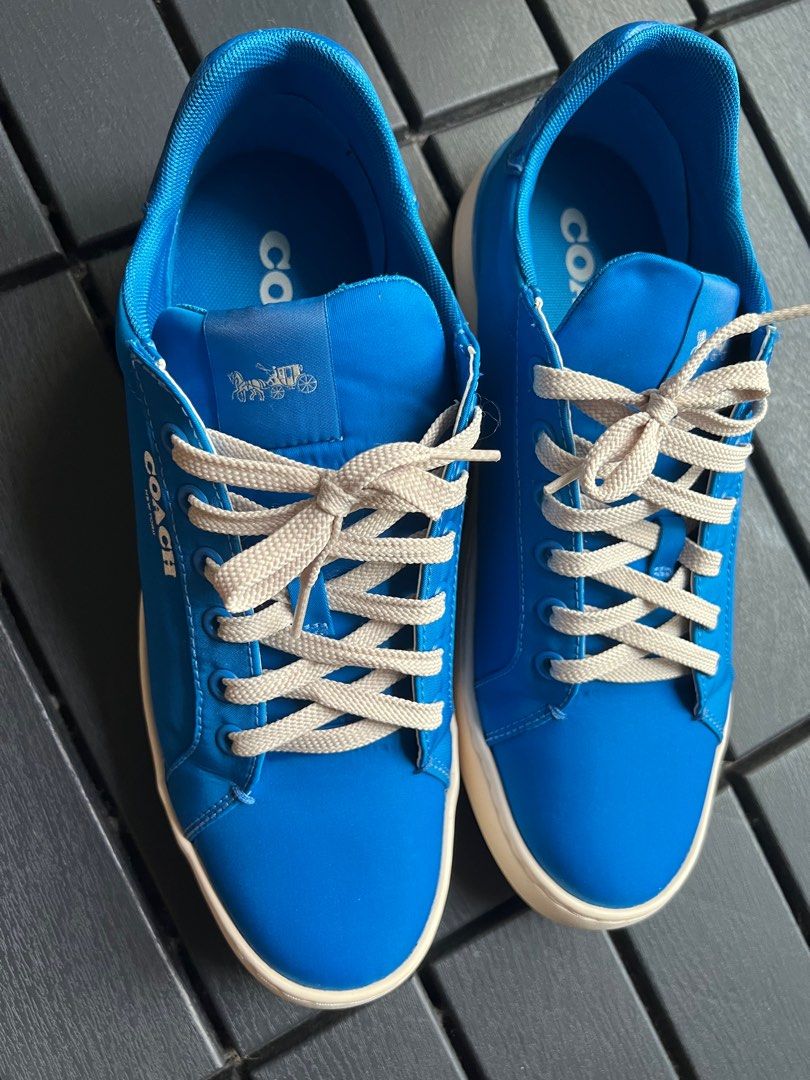 womans nike trainers