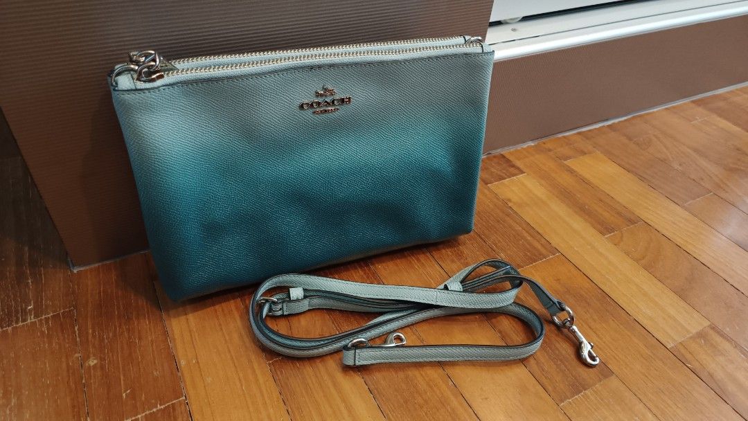 Coach wristlet blue store