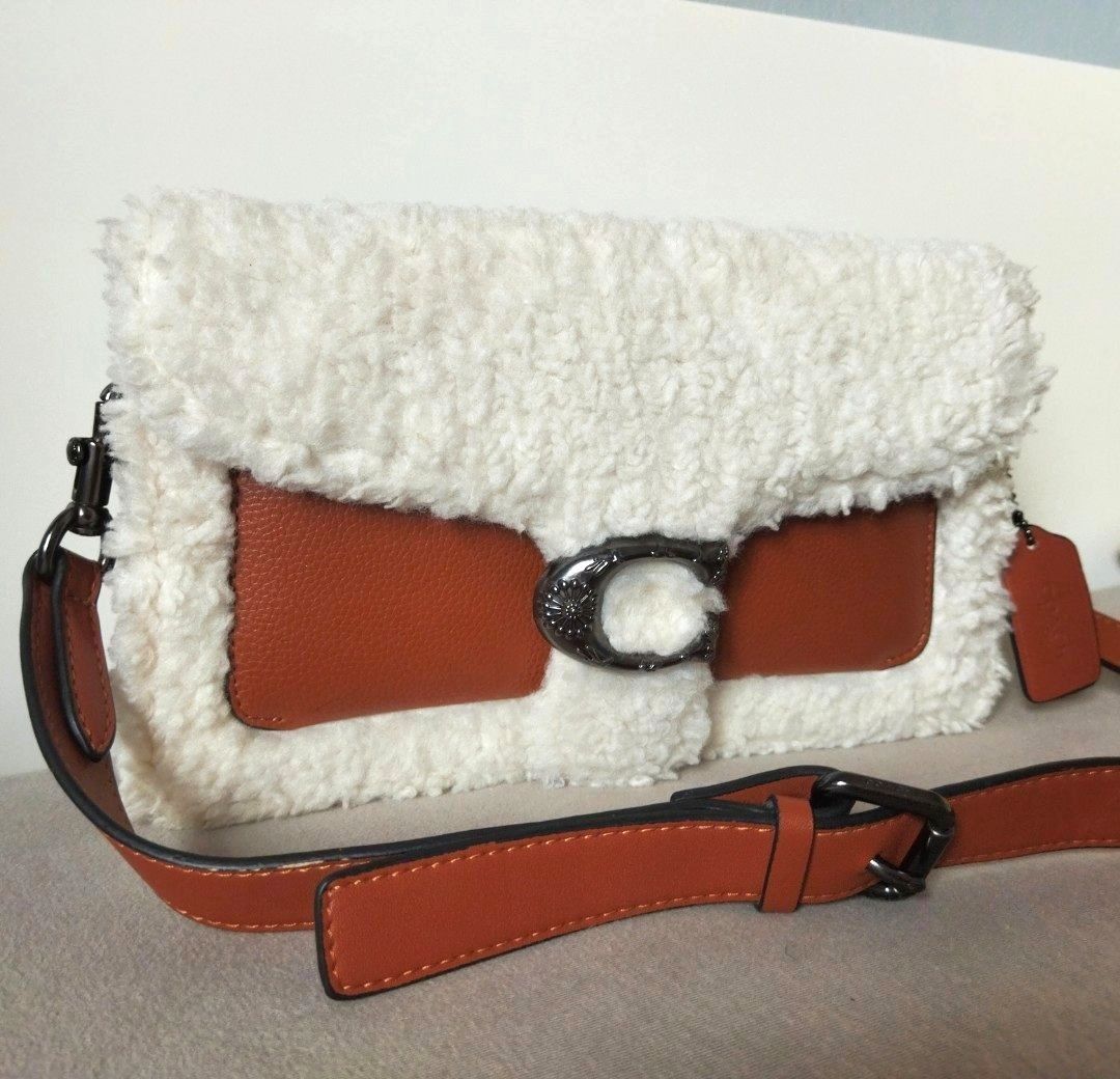 Coach Tabby 26 Crossbody Bag Leather Lamb Fur in White Brown