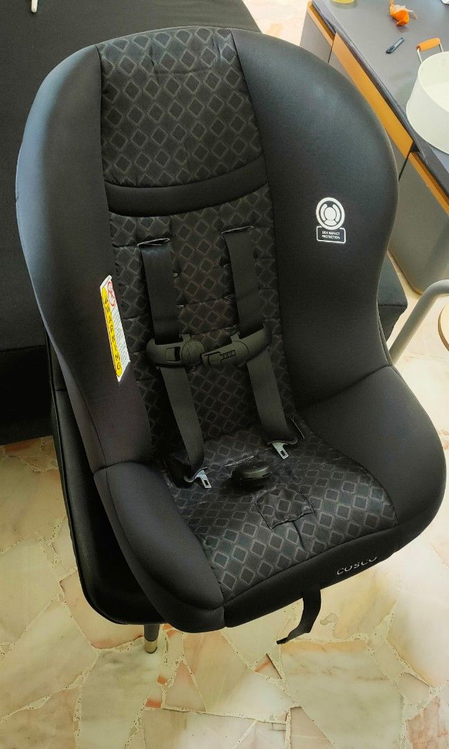 Cosco Scenera Car Seat, Babies & Kids, Going Out, Car Seats on Carousell