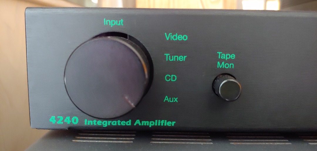 Creek 4240 British Amplifier towards neutral to warm sounding, Audio