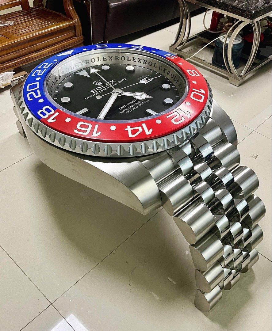 Rolex coffee store table