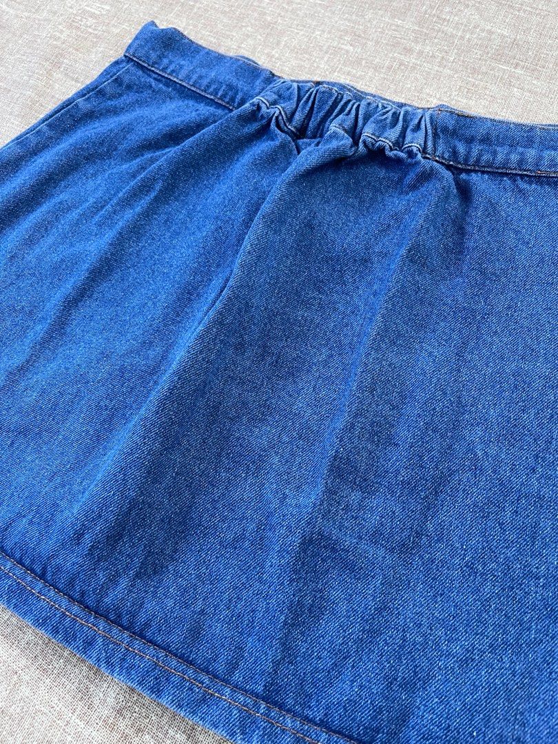 Denim mini skirt (Category: Skirts) located in Dasmarinas. Submitted by k_decluttering (Listing ID 1235703685, Image 3). Description: Size 29 with garter on the back. Negotiable message me. Rfs: not my size .