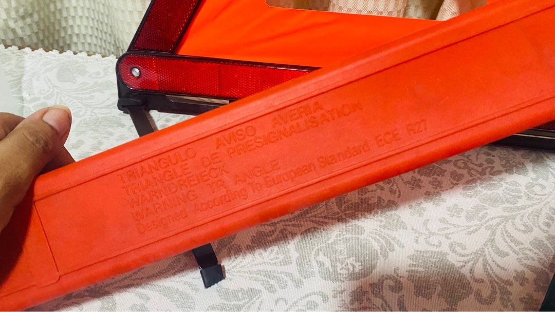 Early Warning Device for Vehicles on Carousell