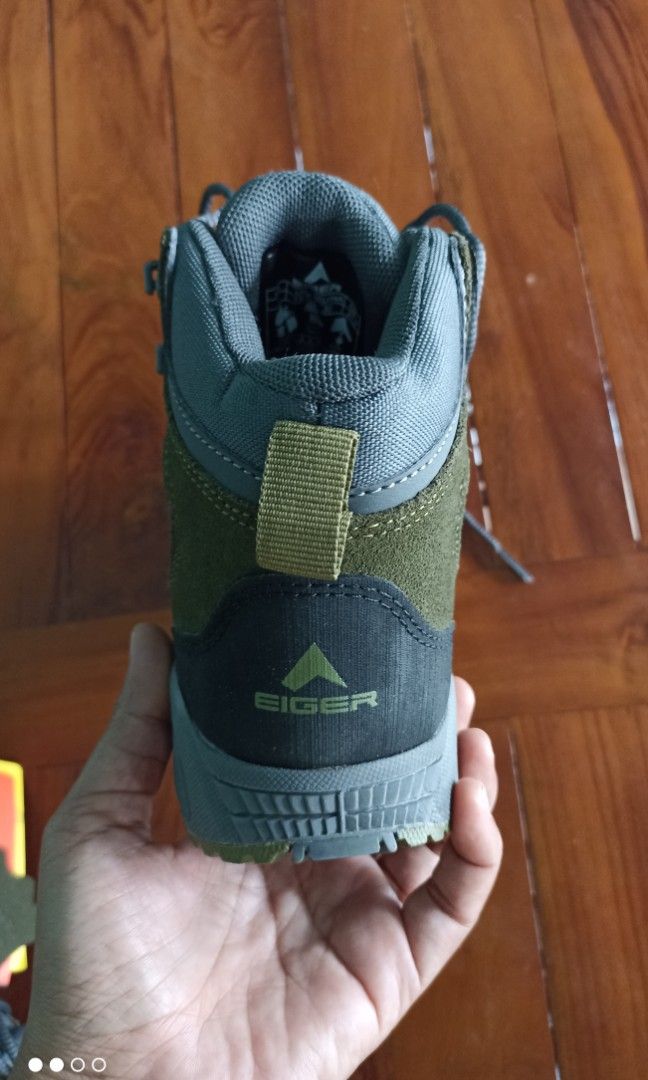 Eiger Ocelot kids, warna olive size 32, 33 on Carousell