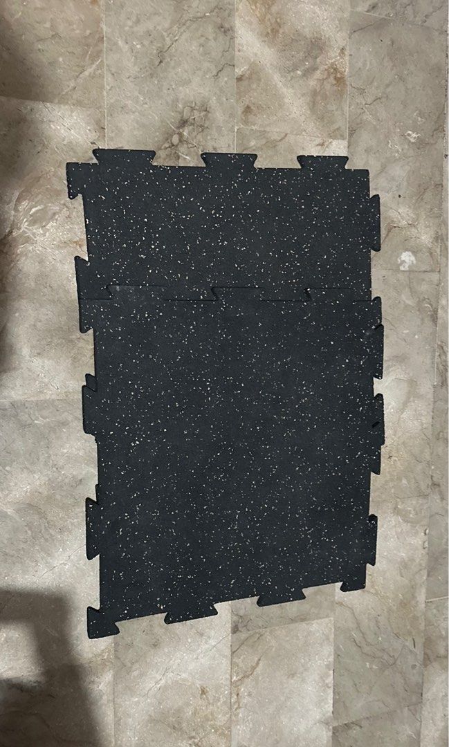 ENSAYO Floor Mat - 1 cm - High density (2 pcs) (Category: Exercise Mats) located in Pasig City. Submitted by ggrac (Listing ID 1235775155, Image 1). Description: Original price : P1,090 each / P2,180 total Color: black with speckles RFS: Decluttering .