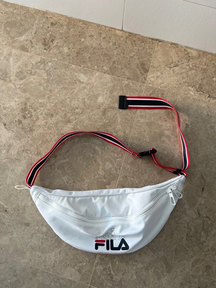 Fila cross body bag fanny pack Women s Fashion Bags Wallets Cross body Bags on Carousell