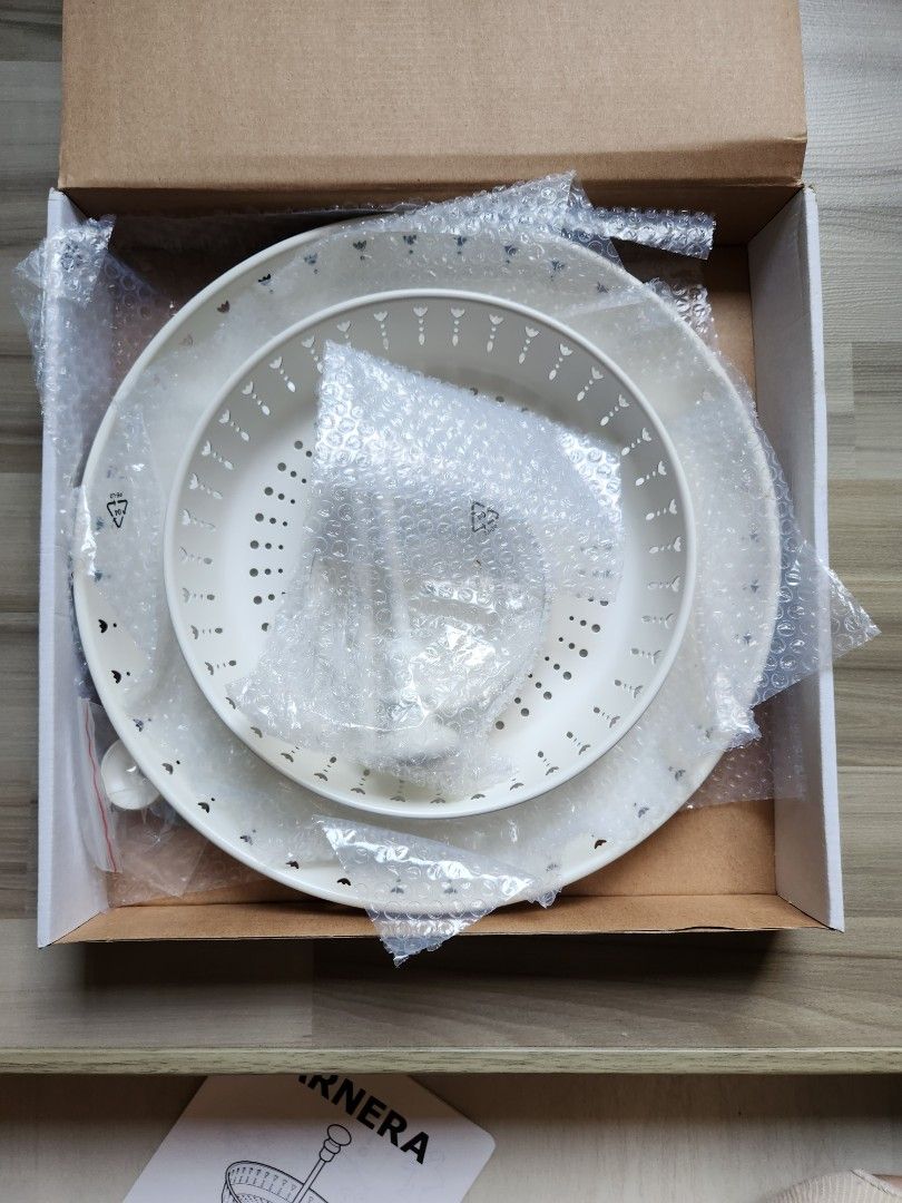 Garnera 2 Tiers High Tea Plates, Furniture & Home Living, Kitchenware