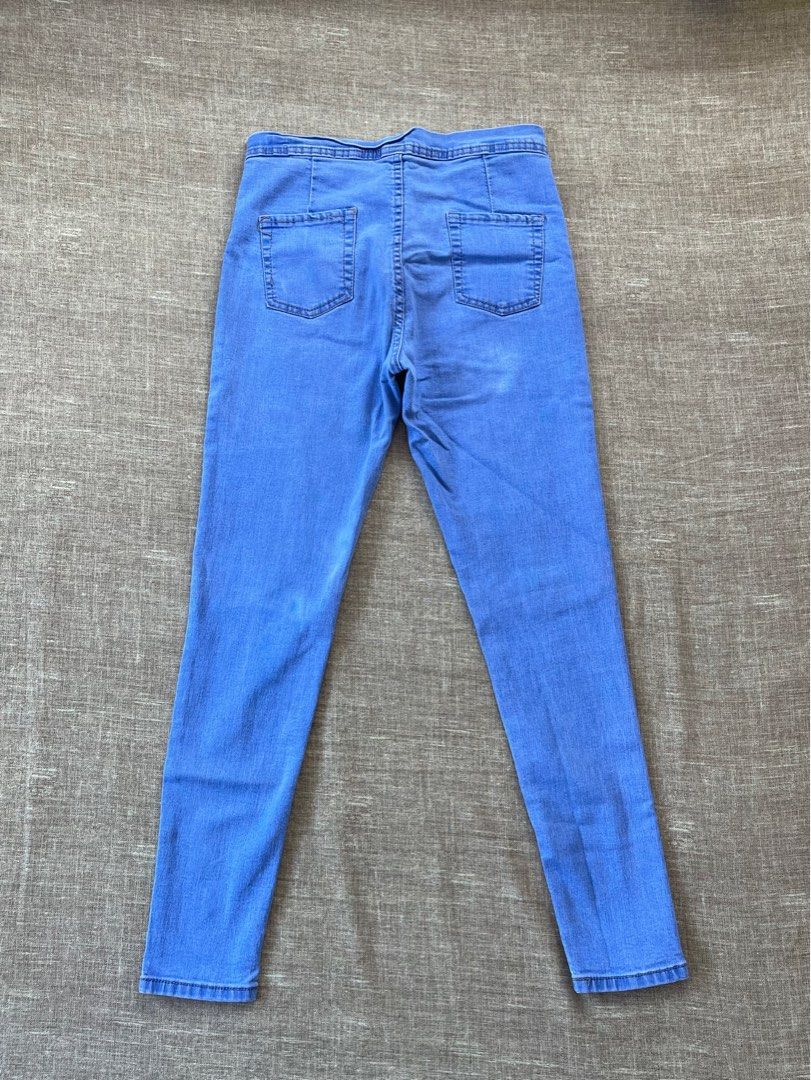 High waist pants (Category: Jeans) located in Dasmarinas. Submitted by k_decluttering (Listing ID 1235704763, Image 2). Description: Has minimal flaws at the back Rfs: decluttering .