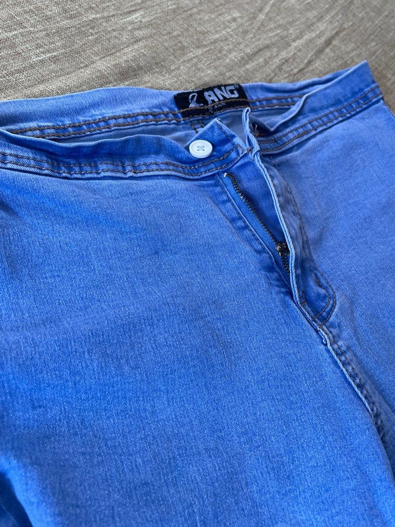 High waist pants (Category: Jeans) located in Dasmarinas. Submitted by k_decluttering (Listing ID 1235704763, Image 3). Description: Has minimal flaws at the back Rfs: decluttering .