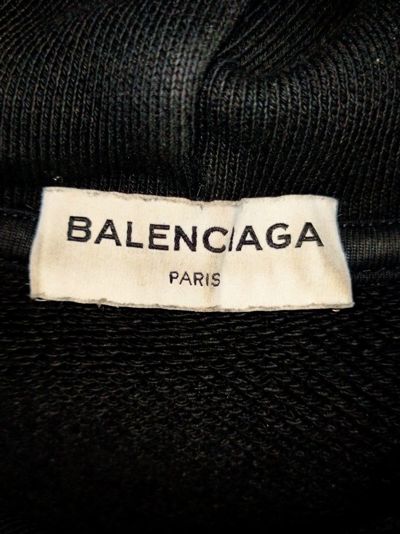 Hoodie BALENCIAGA. Original**tag putih paris., Fesyen Pria, Pakaian , Baju  Luaran di Carousell