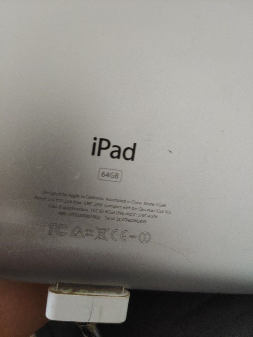 IPAD 2 with sim card 64GB, Telepon Seluler & Tablet, Tablet di Carousell