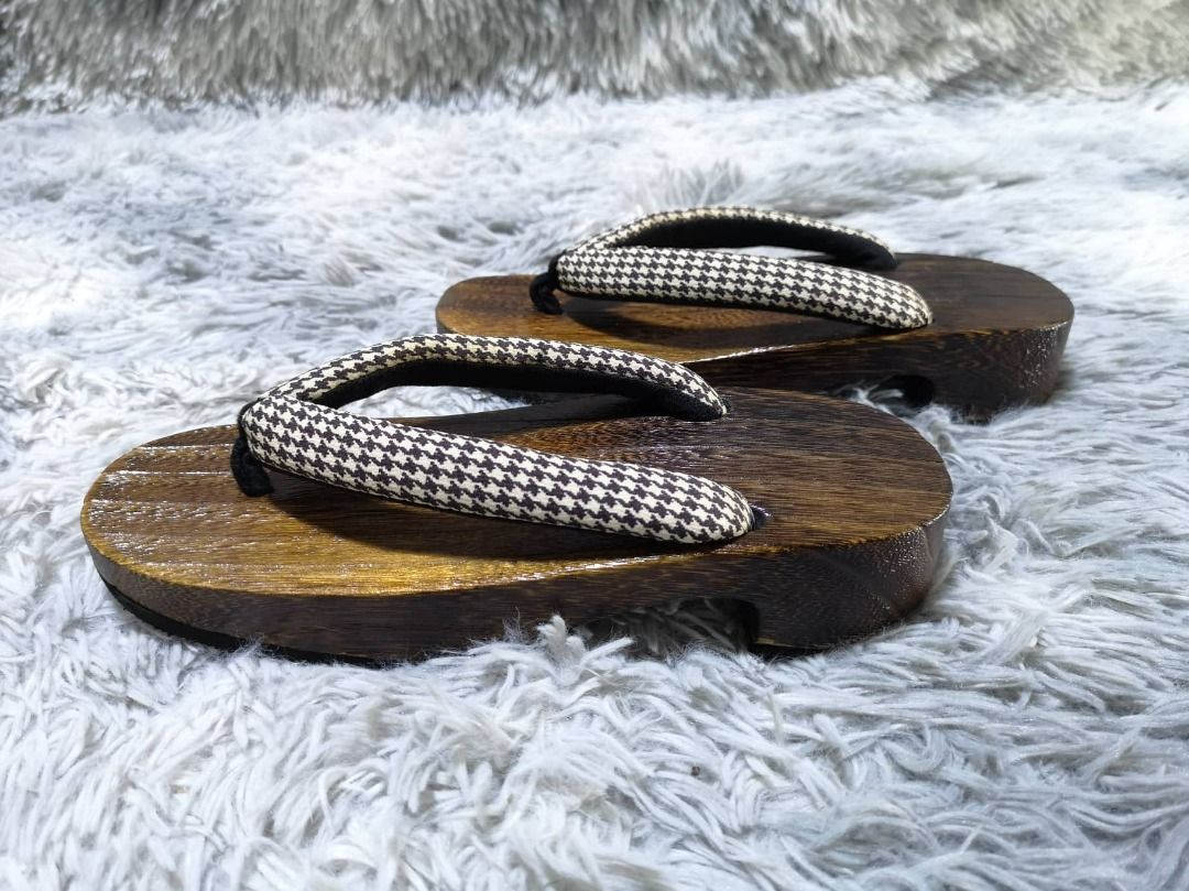 Japanese on sale bamboo slippers