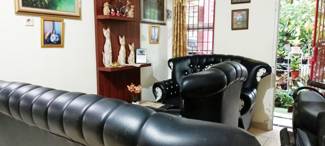 jual_rumah_di_grand_mekarsari__1685947439_39fea7ed_progressive