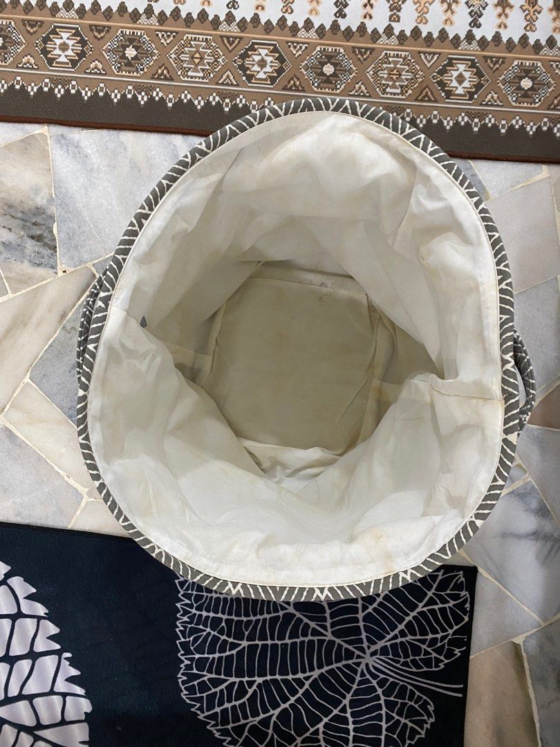 Kaison Laundry Bag, Everything Else, Others on Carousell