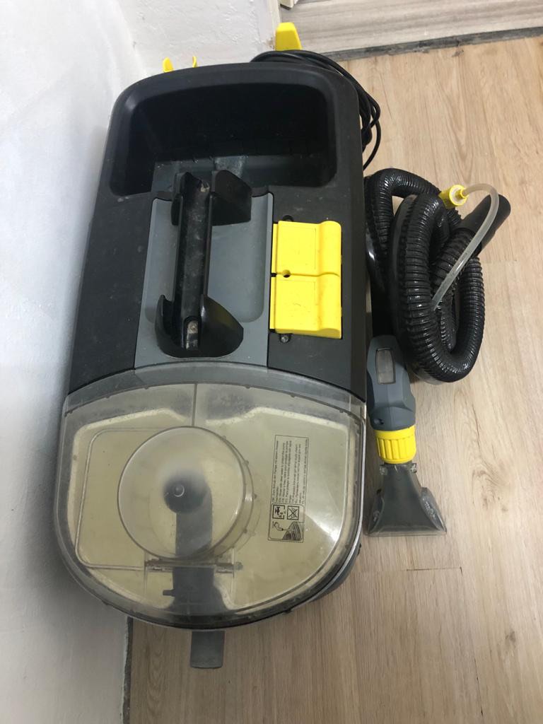 Karcher Puzzi 10/1, Furniture & Home Living, Cleaning & Homecare ...