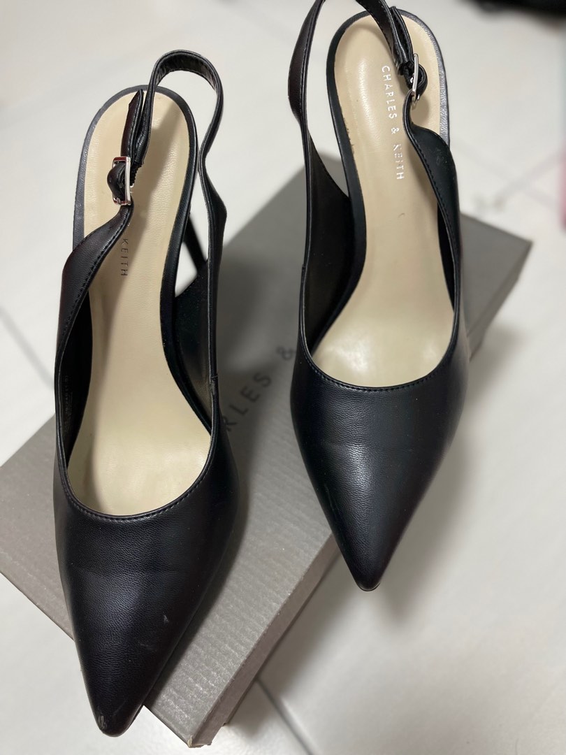 Kasut heels, Women's Fashion, Footwear, Heels on Carousell