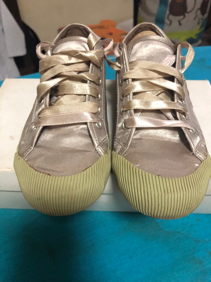 lecoq sneakers for ladies at sportscene